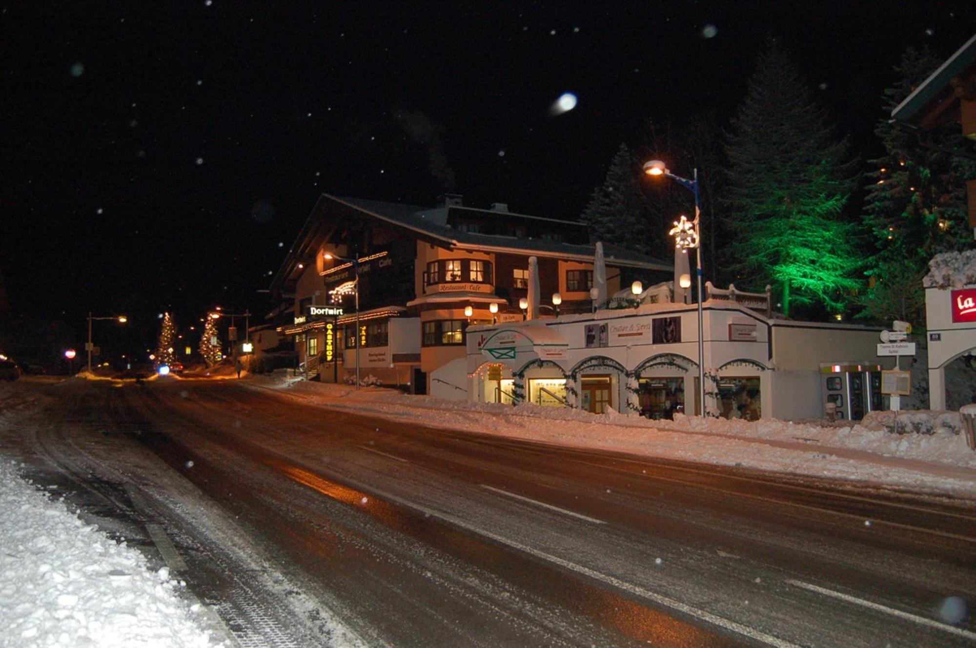 Restaurant-Pension Dorfwirt Bad Kleinkirchheim Buitenkant foto